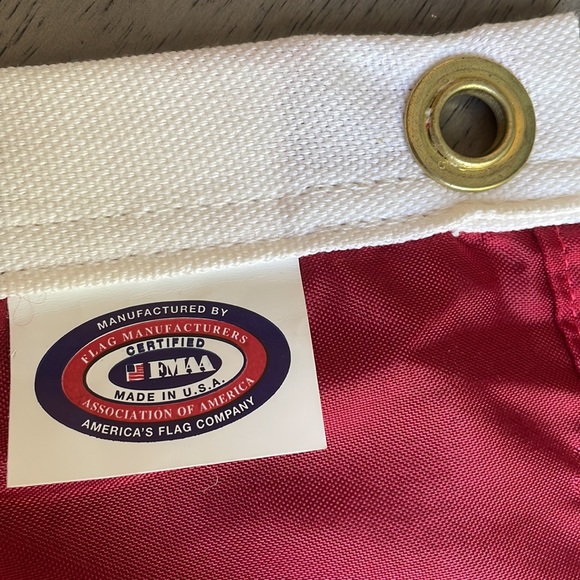 Large United States Marine Corps Decorative Flag - Red - Picture 4 of 4